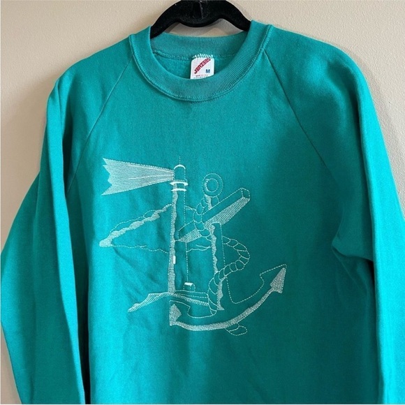 NWT Vintage Jerzees Women's Green
Lighthouse Anchor Embroidered
Sweatshirt Sz M - Picture 2 of 9